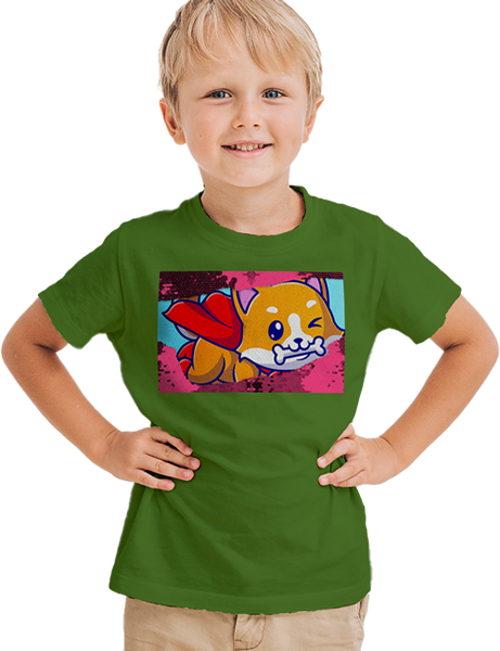 Niño con camisa de lentejuelas verdes